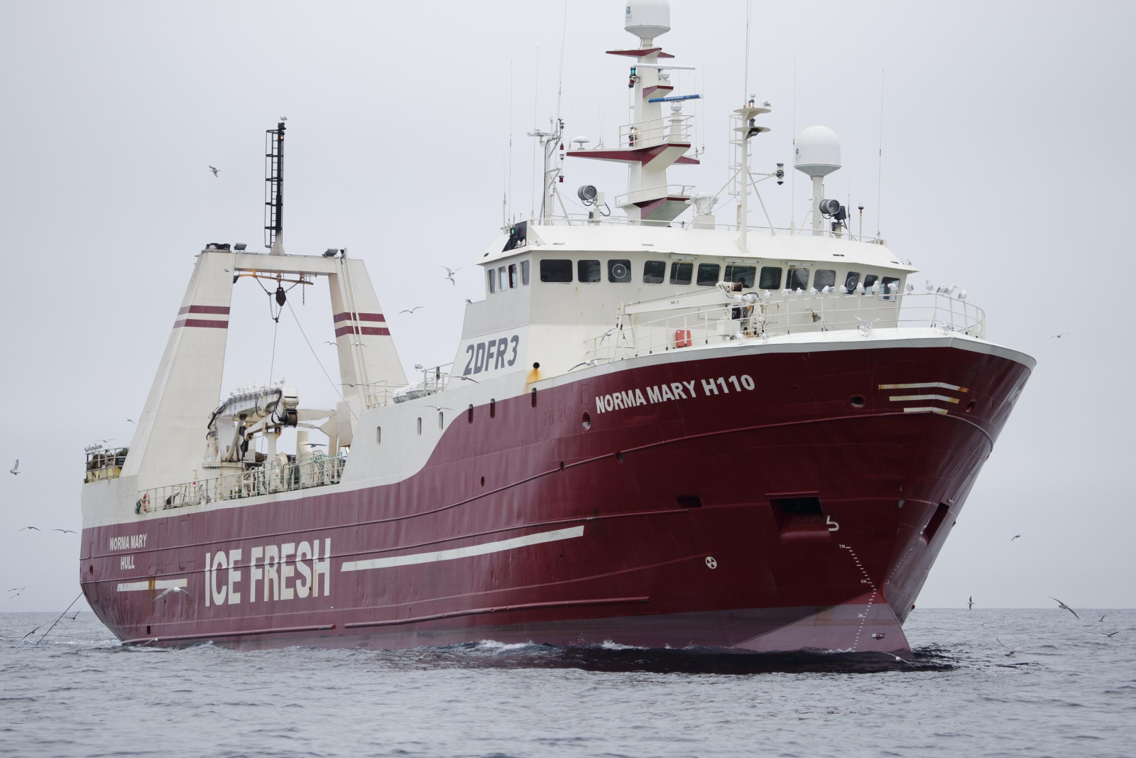 Trawler Norma Mary in the Barents Sea. Photo courtesy of Nick Cobbing / Greenpeace