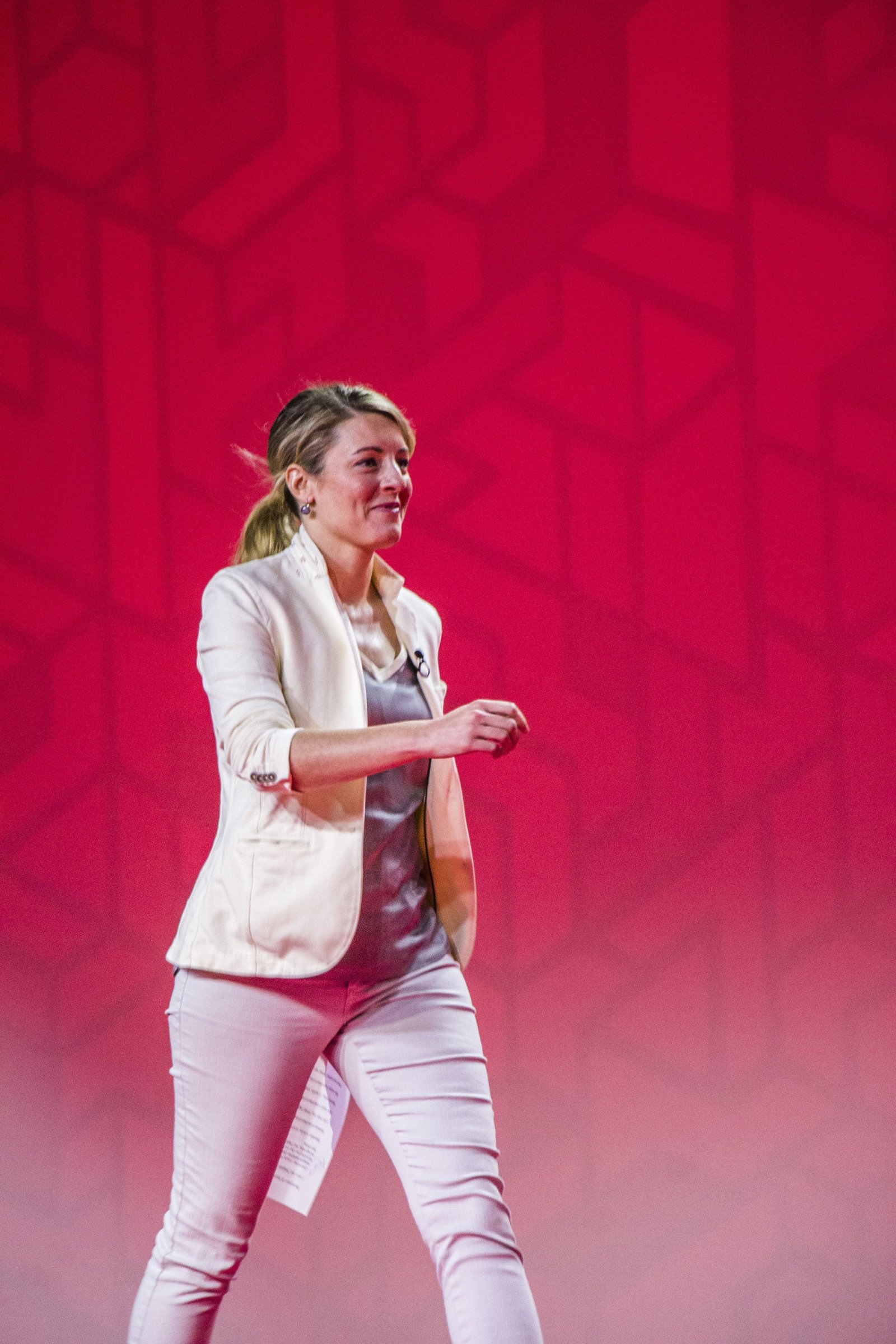 Mélanie Joly, Liberal Party of Canada, Winnipeg, 2016, convention