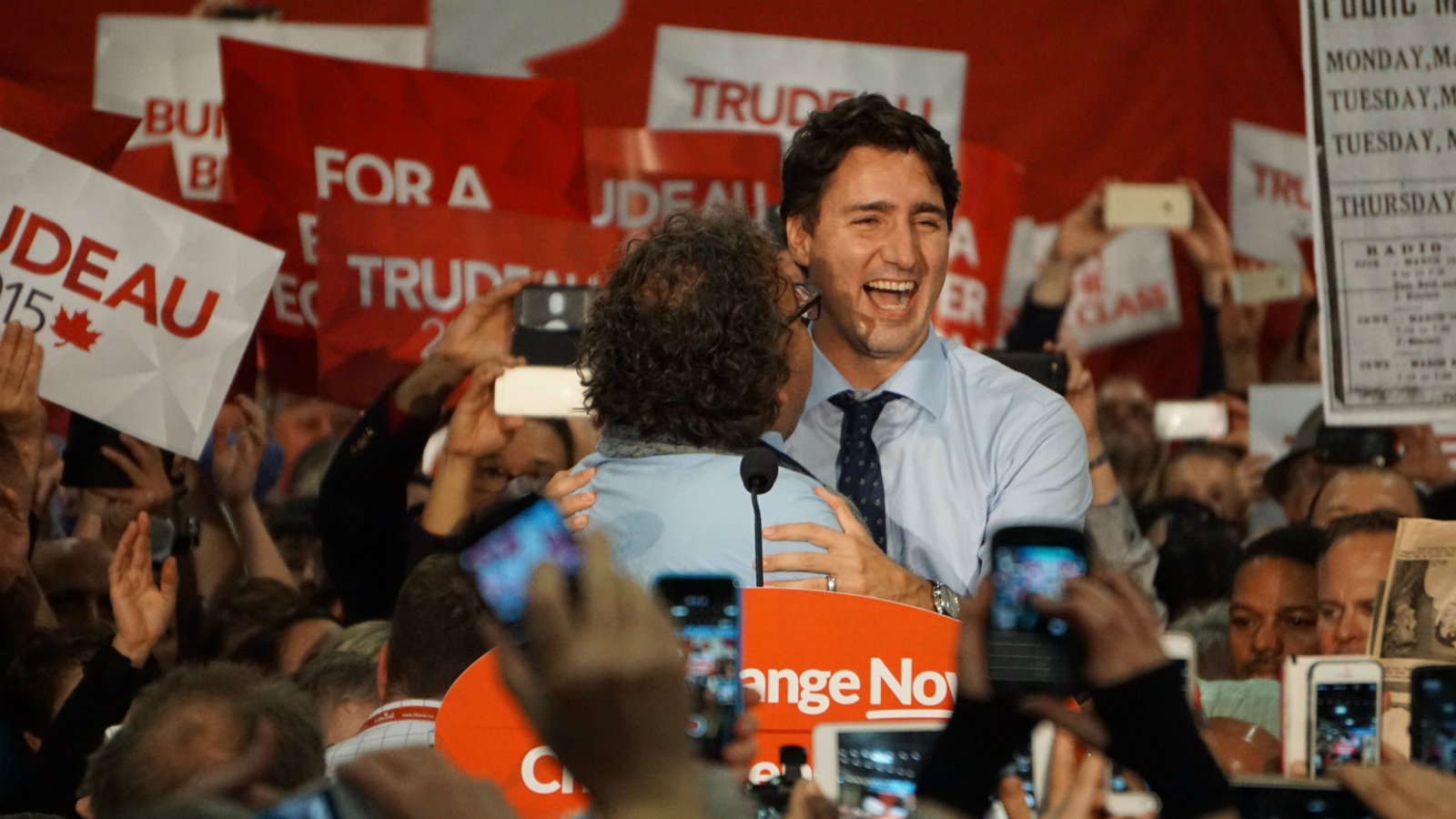 Canada : Justin Trudeau 43 ans, un nouveau Premier ministre inattendu  Jt_wins_2