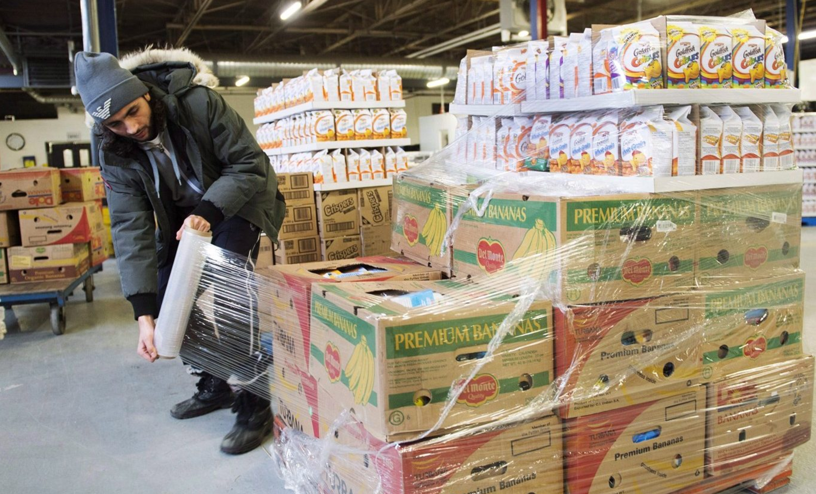 New program aims to have Quebec food banks get unsold surplus grocery store  food | Canada's National Observer: News & Analysis