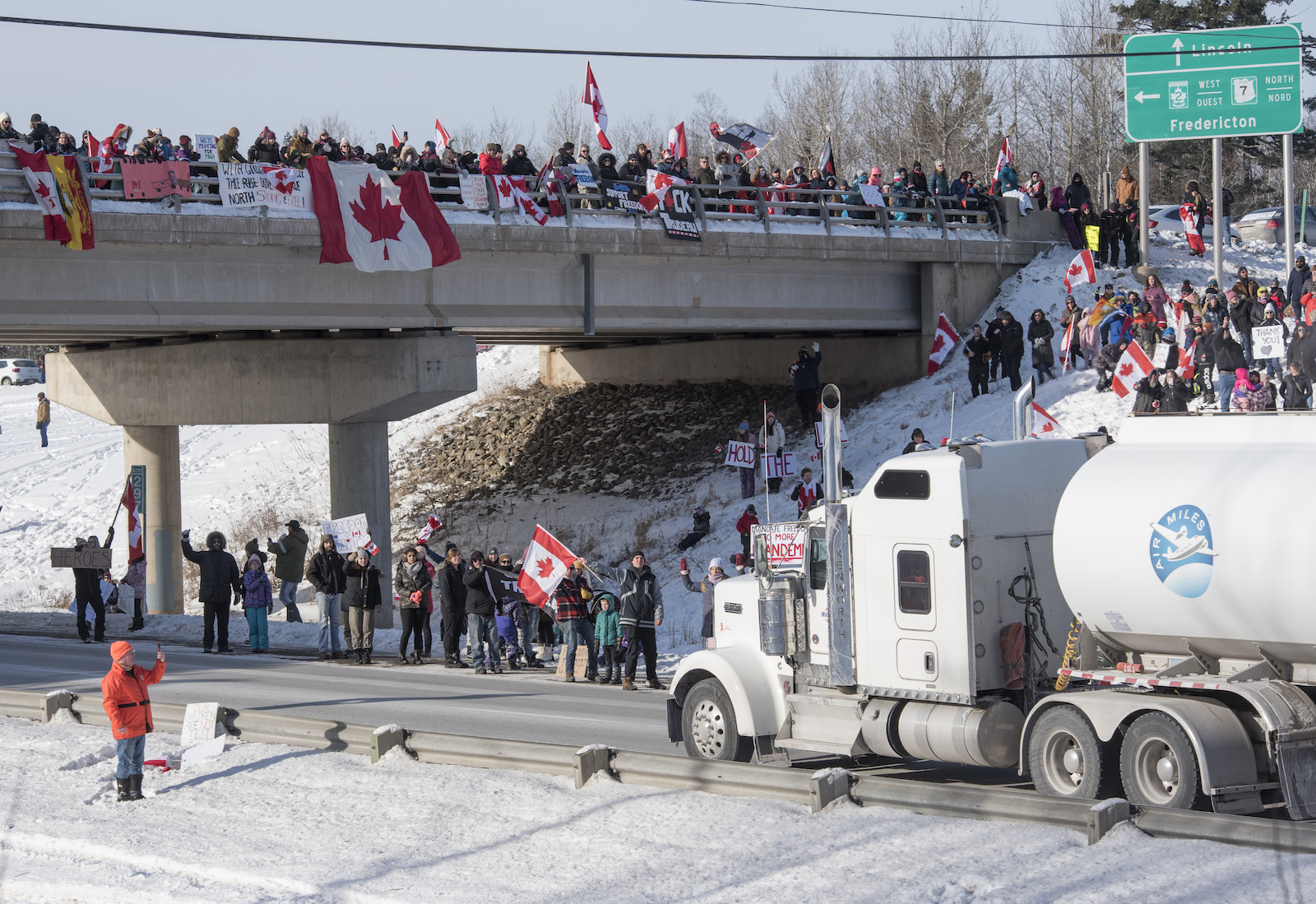 MPs worry anti-vaxxer convoy has taken a turn for the worse | Canada's  National Observer: News & Analysis