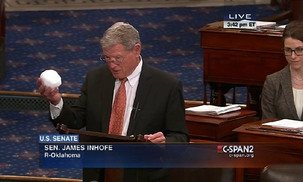 republican_science_committee_chairman_jim_inhofe_throws_snow_ball