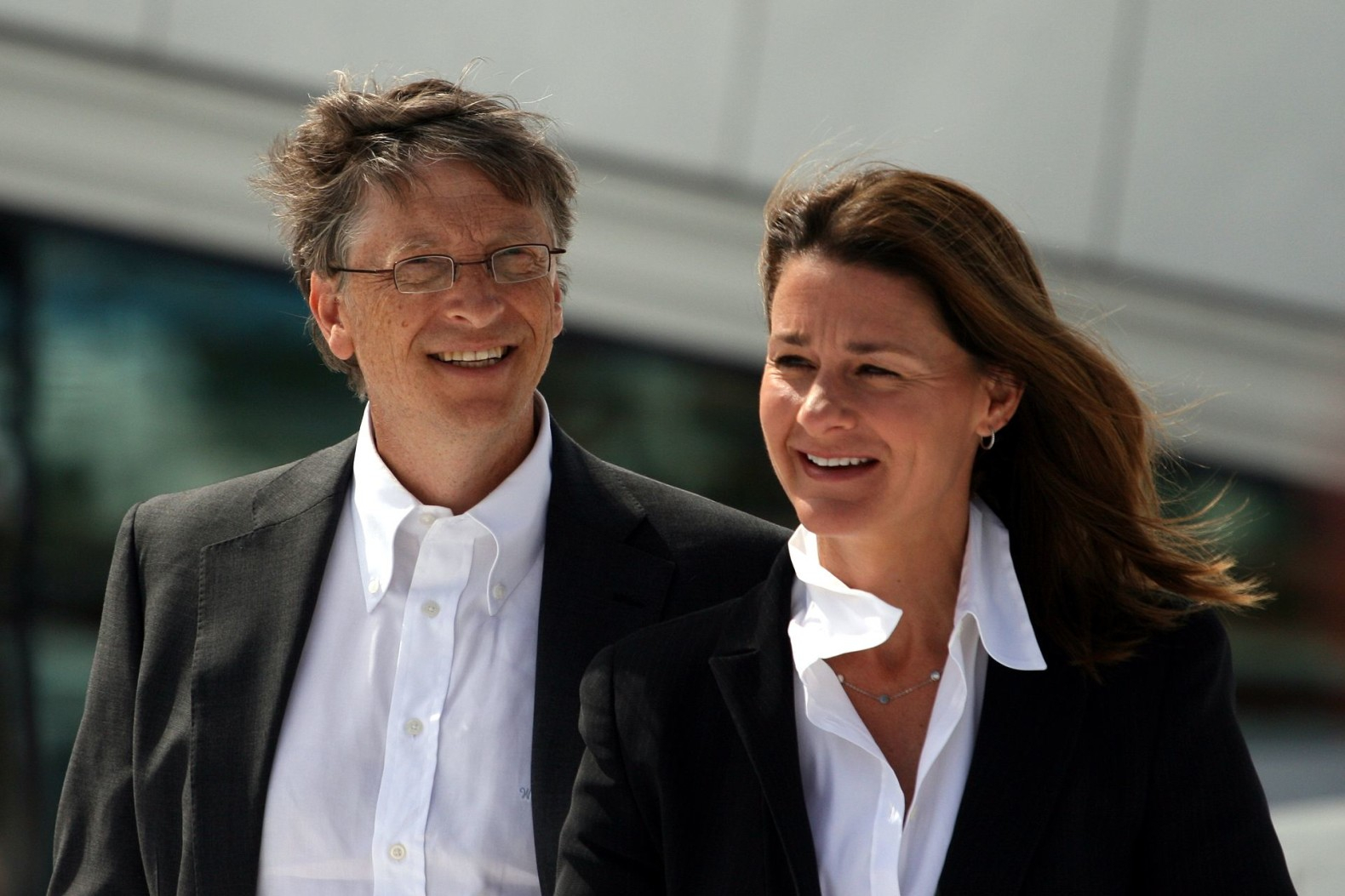 Bill and Melinda Gates divest from fossil fuels - www.inhabitat.com