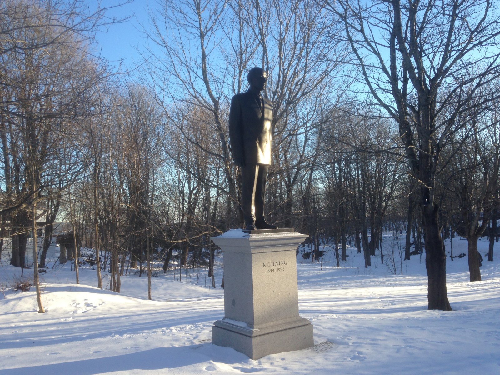 K.C. Irving, Irving Oil, Irvings, statue