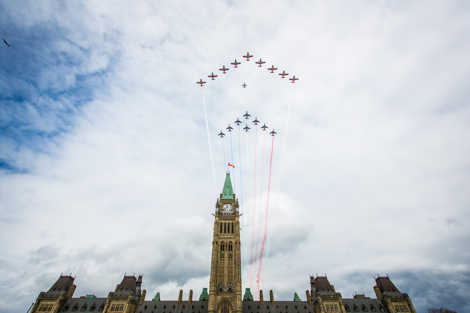 snowbirds, flyby, Parliament Hill, Ottawa, planes, Patrouille de France