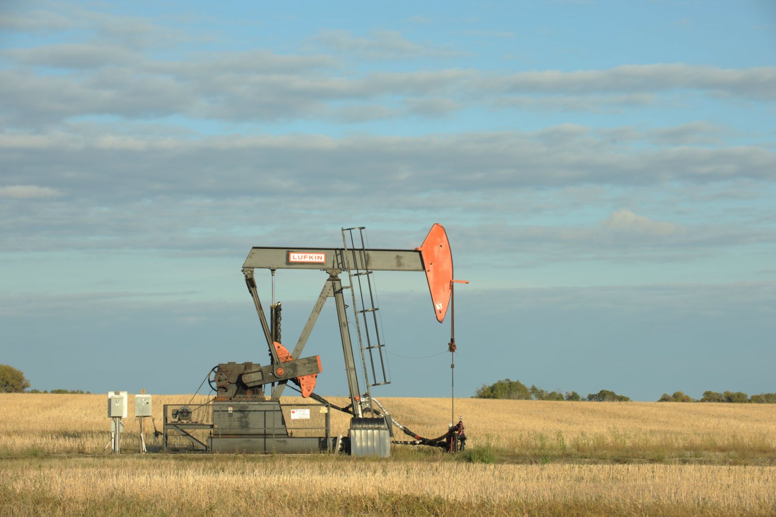 Saskatchewan, H2S, Price of Oil, Oxbow, pumpjack