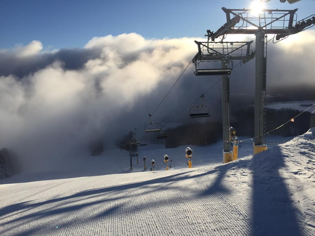 Deep freeze stalls ski hill operations across Canada after promising start | National Observer
