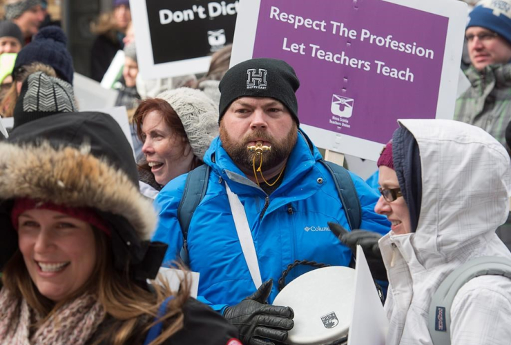 Nova Scotia, Teachers Protest,  Stephen McNeil, Nova Scotia Teachers Union