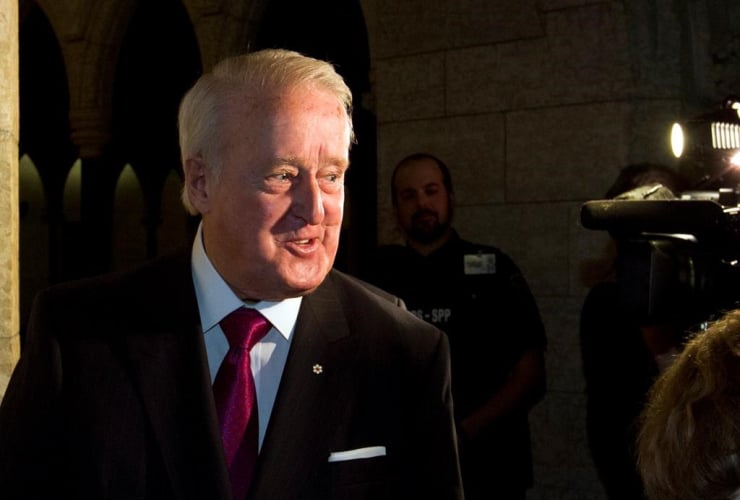 Former prime minister Brian Mulroney leaves a Liberal cabinet meeting in Ottawa on Thursday, April 6, 2017.