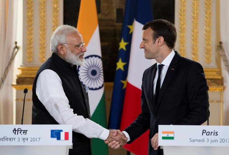 French President Emmanuel Macron and Indian Prime Minister Narendra Modi shake hands after making a joint statement following their meeting at the Elysee Palace in Paris, France, Saturday, June 3, 2017. 