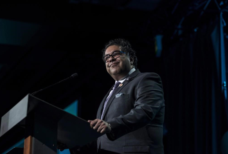Calgary Mayor Naheed Nenshi, award, Public Policy Testimonial Dinner, Toronto, 