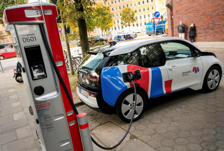 car, charging station, electric vehicles, Hamburg, Germany