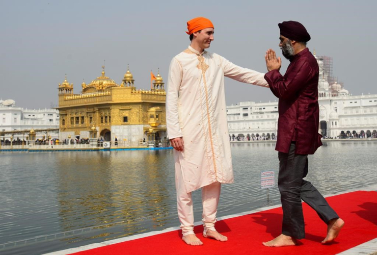 Prime Minister Justin Trudeau, Minister of National Defence Minister Harjit Singh Sajjan, Golden Temple, Amritsar, India, 