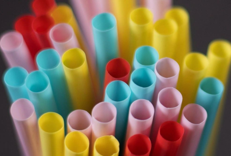 Plastic straws, 