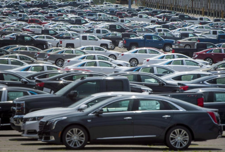 Vehicles, parking lot, General Motors Oshawa Assembly Plant, Oshawa,