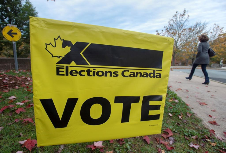 voter, vote, Canada, federal election, Fairbanks Interpretation Centre, Dartmouth, 