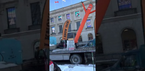 Trucker convoy arrives in Ottawa